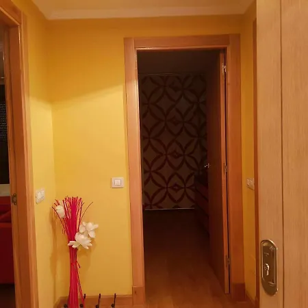 Apartamento La Tala Apartment *